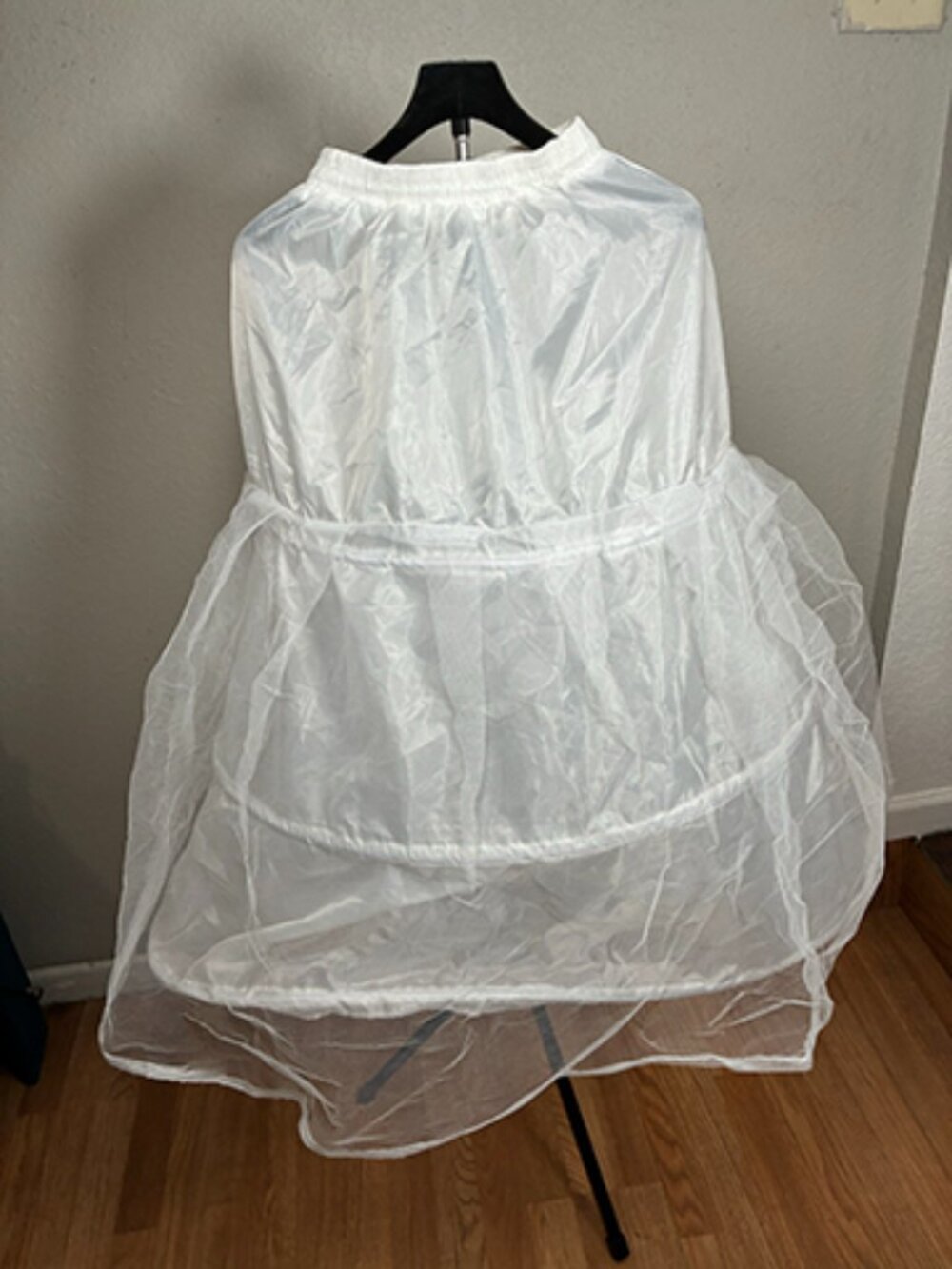 3-ring crinoline for dresses